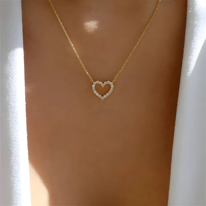 Romane – Heart-Shaped Zirconia Necklace