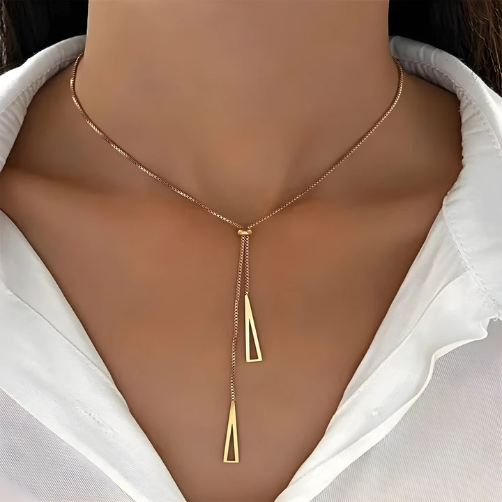 Salomé – Adjustable Minimalist Necklace