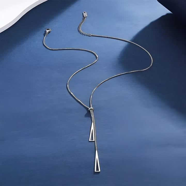 Salomé – Adjustable Minimalist Necklace