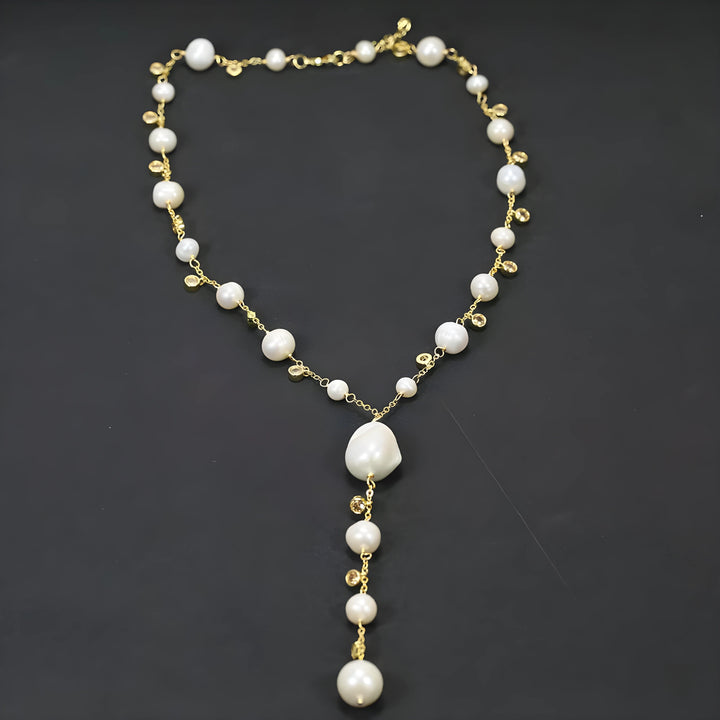 Elvire – Collier en Y en perles Keshi luxueuses 