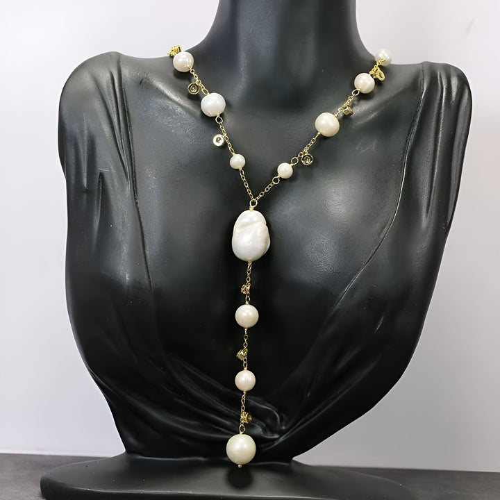 Elvire – Collier en Y en perles Keshi luxueuses 