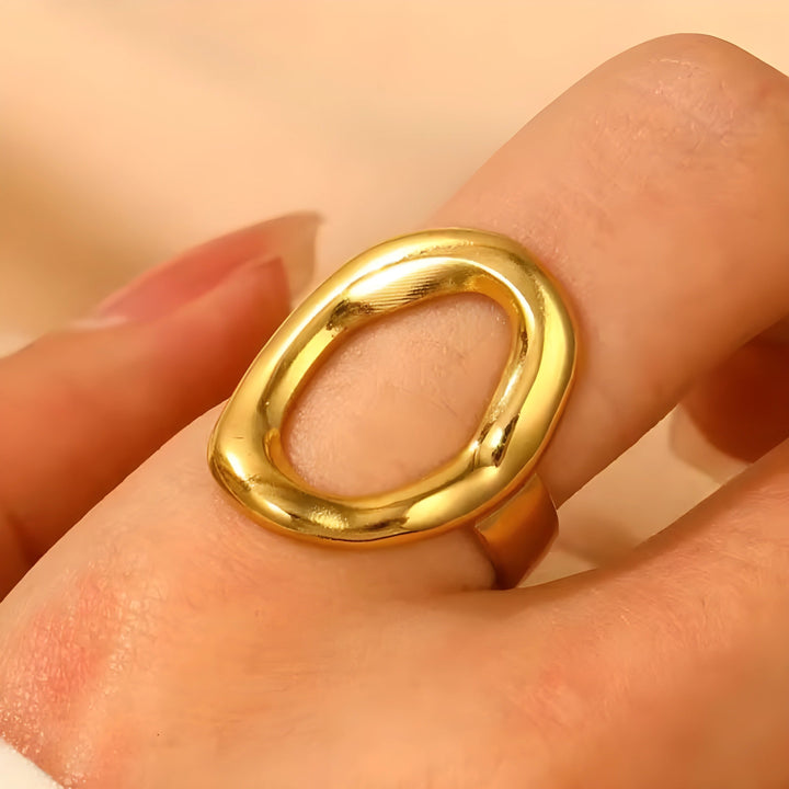 Aveline – Open Design Ring