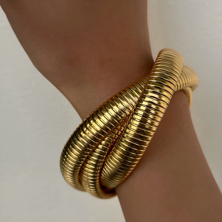 Violette – Bracelet tissé en or