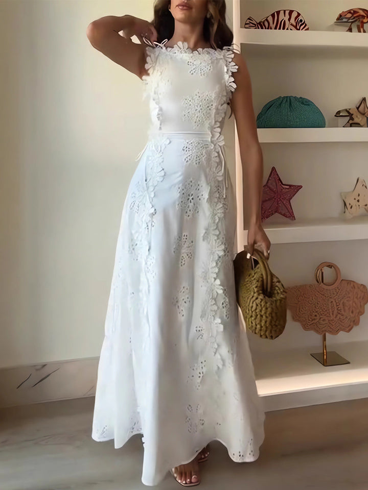 Éliora – Long dress with tied straps and floral lace pattern