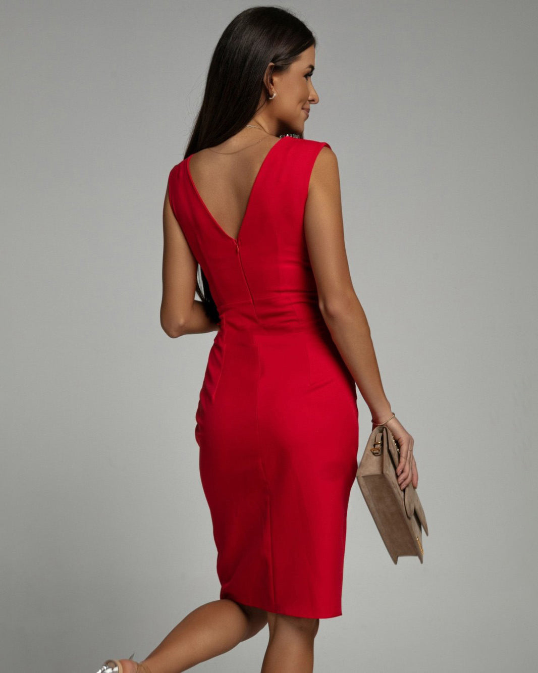 BRENDA | Fitted dress with V-neck and slit