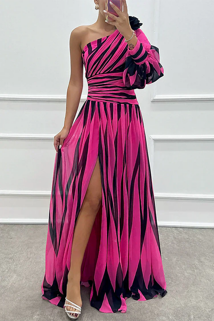 Shiloh - Elegant Long Dress with Stripes and One Shoulder