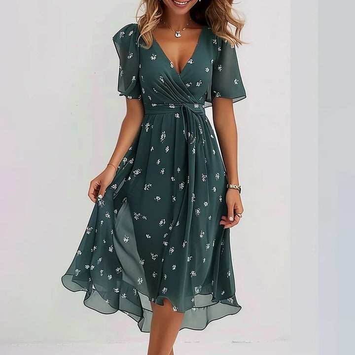 Linnea - Elegant Summer Dress