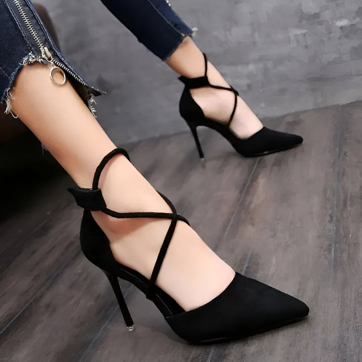 Honorine – Punctuated Ballerina