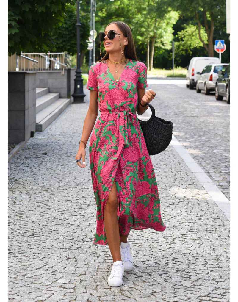 EVA | Elegant Dress with V-Neck and Belly Coverage