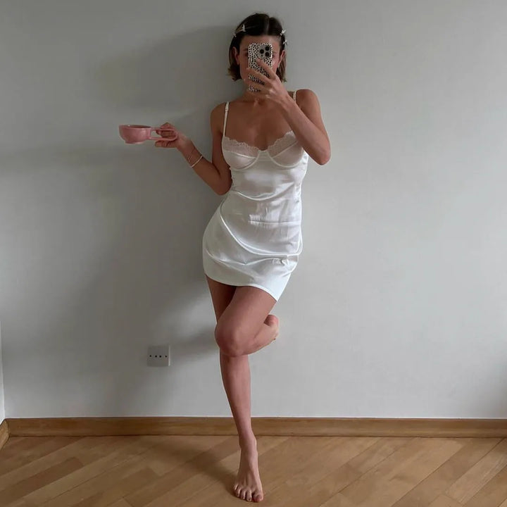 Yuki - Chic Open Neckline Finish Lingerie