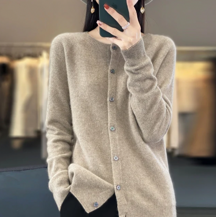 Irina | Elegant Cardigan with Buttons