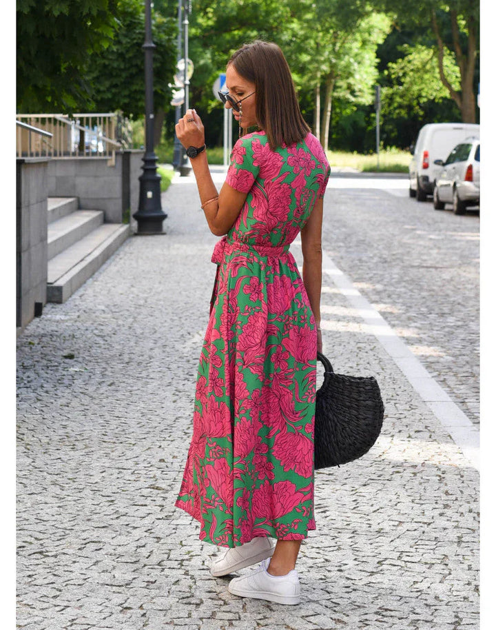 EVA | Elegant Dress with V-Neck and Belly Coverage