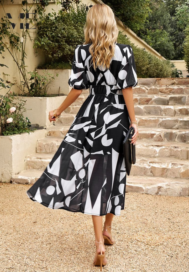 JOANNA | Timeless Midi Dress