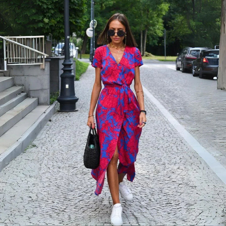 EVA | Elegant Dress with V-Neck and Belly Coverage