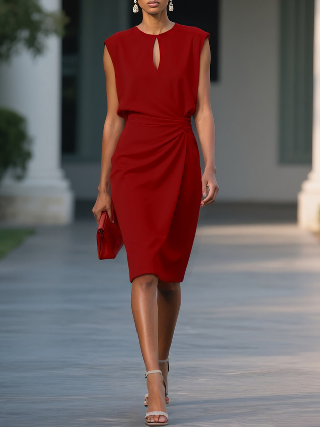 Classic midi dress with round neckline and cap sleeves