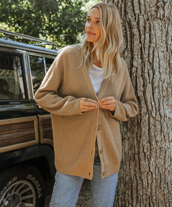 Lia | Elegant Cardigan with Buttons